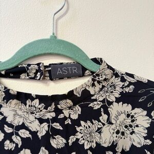 ASTR Black and Cream Floral Mini Dress